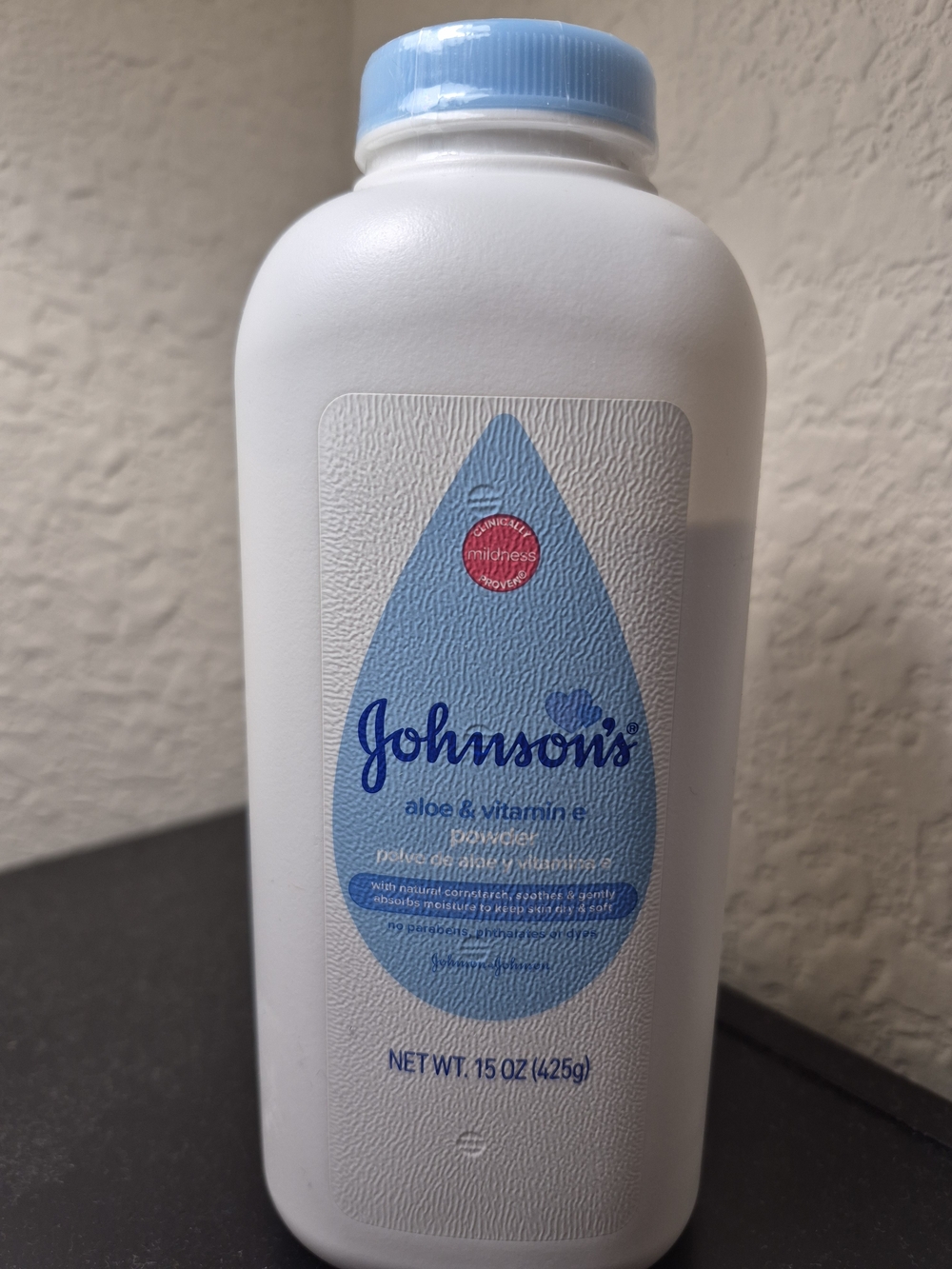 Johnson's Baby Powder with Aloe & Vitamin E
